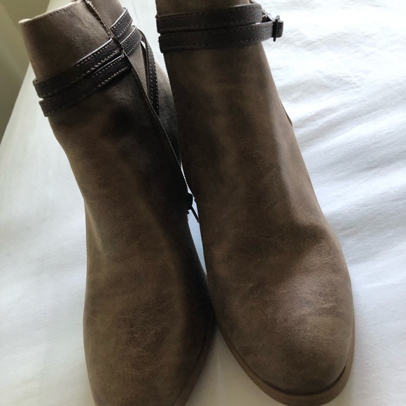 Brown booties like new - Picture 5 of 6